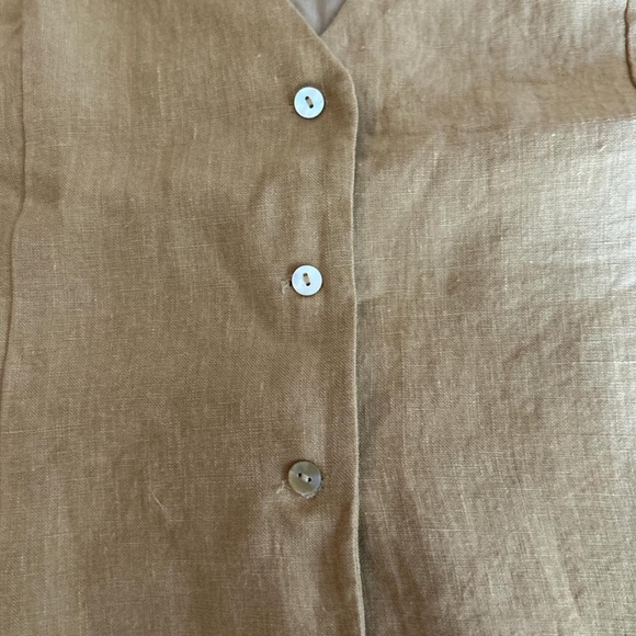 VRG GRL HAZEL LINEN VEST OCHRE - Picture 5 of 6